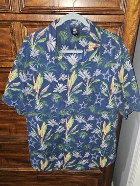 NFL Team Apparel Dallas Cowboys Button Down Short Sleeve Shirt! Mens 3XL